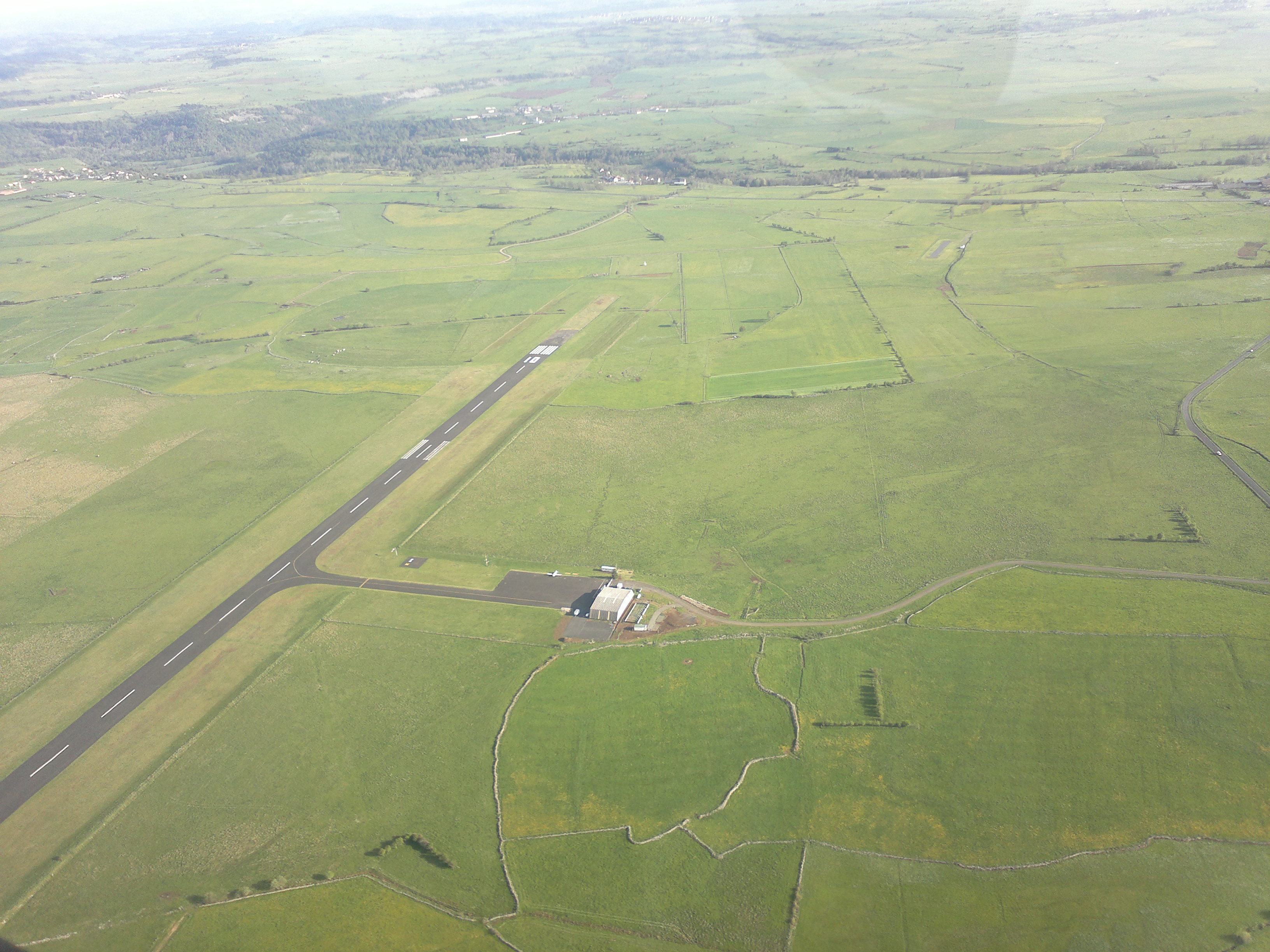 Auvergne Plein Air - Aérodrome de Saint-Flour/Coltines (15170) 2